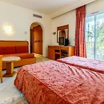 Iris Hotel & Thalasso
